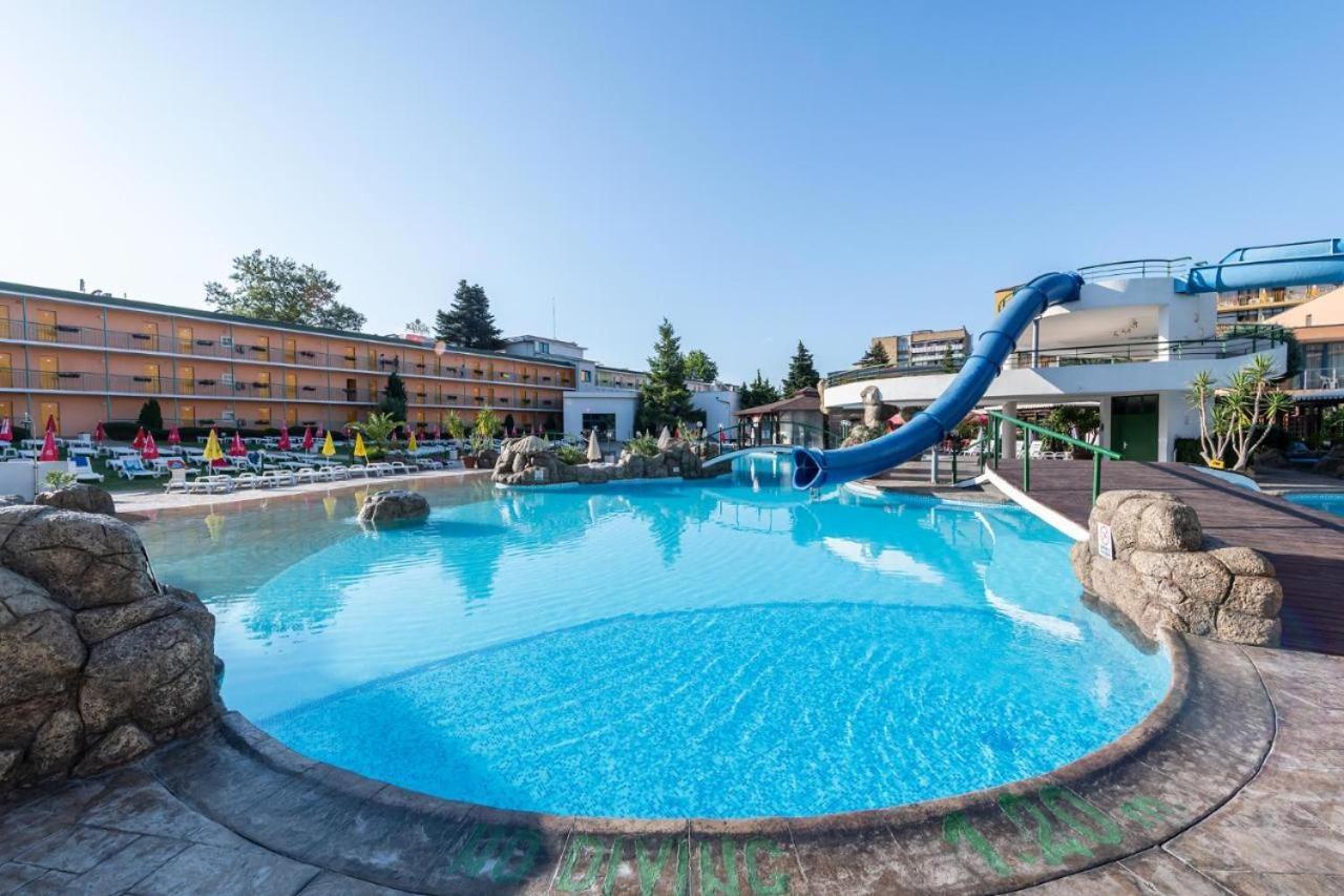 Trakia Plaza Apartment Pantai Sunny Bagian luar foto