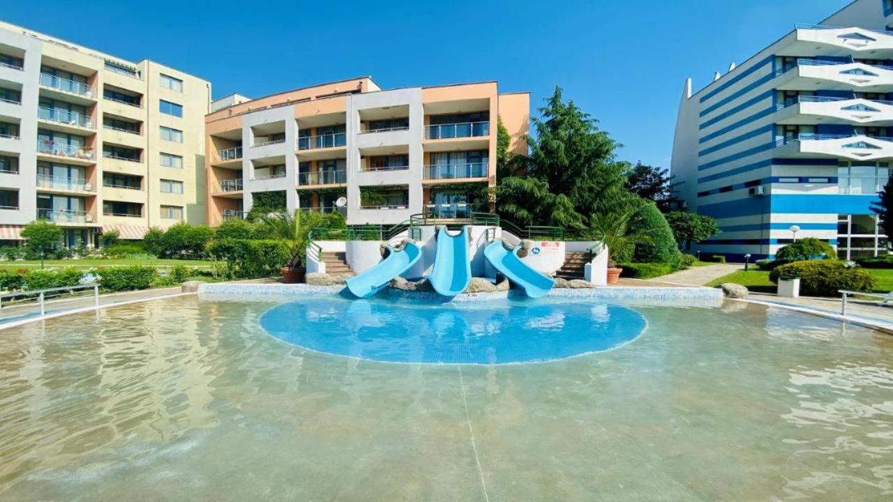 Trakia Plaza Apartment Pantai Sunny Bagian luar foto